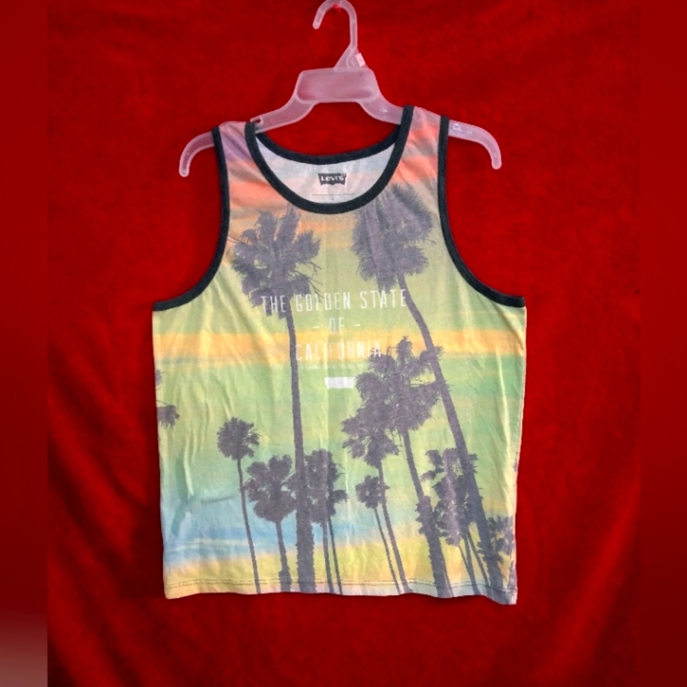 Levi's Men tank top size medium